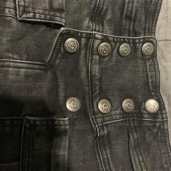 DC Skate mini jean skirt! - Picture 2 of 4